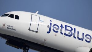 107372573 1707778090014 gettyimages 1975608256 jetblue5 y0ddtyot