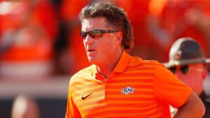 mike gundy getty