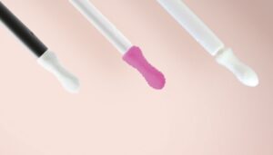 1050x600 lipgloss two component flocked lip applicators