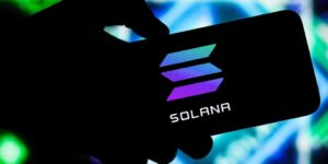 Solana Green Smartphone gID 7